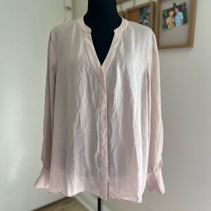 Jennifer Lopez Soft Pink Blouse